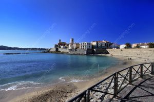 Antibes La Gravette beach